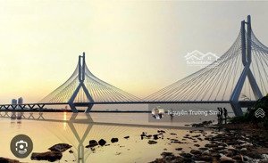 cần bán gấp 80m đất tái định cư mai hiên đông anh giá 15,6 tỷ,mặt trục chính 40m.