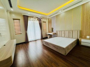 bán nhà mặt phố 7 tầng 2 mặt đường 76,5m2, thạch bàn , long biên , hà nội . giá 19,5 tỷ .