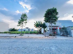 bán cặp nền đường d4 hồng loan dt 10x22 - giá 28 triệu/m2 (hợp đồng góp vốn trừ nợ)