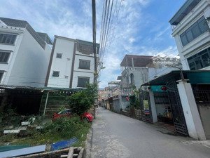 mảnh đất vàng trong làng đầu tư mễ trì hạ __lô góc 40m2 __ngõ thông 3 gác