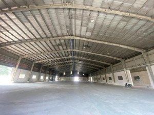 bán xưởng to chà bá 11.000m2 mt trần đại nghĩa