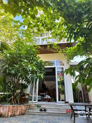 bán nhà và đất 2 mặt tiền 110m2