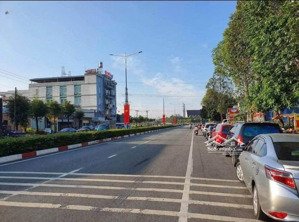 mặt tiền huỳnh văn luỹ - tạo lực 7