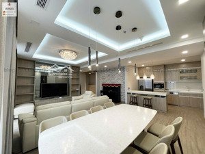 em thùy cho thuê căn hộ dự án vinhomes gadenia hàm nghi luxury 3pn giá 45tr 190m2 đập thông cực đẹp