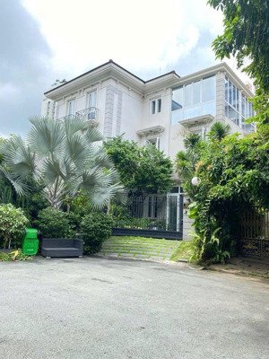 bán villa cao cấp khu nam thiên 3 phú mỹ hương, p tân phong quận 7