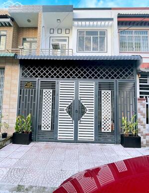 Bán nhà mặt tiền khu lấn biển Trần Huy Liệu, phường Rạch Giá, tỉnh An Giang