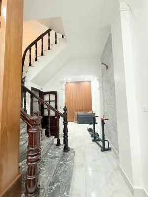 bán nhà phố dốc tam đa tây hồ gần phố gần hồ tây 45m x 5 tầng giá 12.3 tỷ.