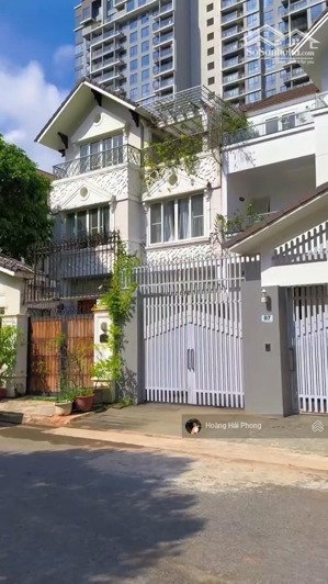 cần bán gấp biệt thự đẹp khu compound hà đô, thạnh mỹ lợi. vị trí trung tâm, gần sông