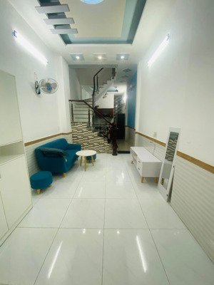 full nội thất 3,5x14m có 2pn 2wc phạm văn chiêu p16 gv giá 9,8 triệu