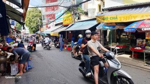 cho thuê ki-ốt vị trí đẹp, giá rẻ hơn mọi người tại chợ căn cứ 26. giá 17 triệu/th, dt: 28m2,