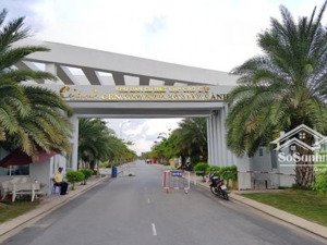 bán đất 80m đối diện centana quận 9 giá chỉ 4.2 tỷ khu phân lô sạch đẹp, xây ngay