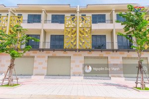 shophouse mặt tiền đường dân chủ - sun casa central - vsip2a bình dương cho thuê từ 17tr giá 3.5tỷ