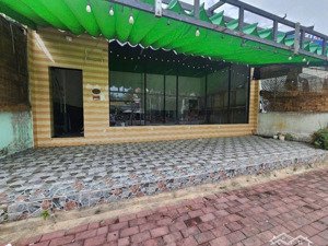 cho thuê mặt bằng kinh doanh gần trường đại học bình dương - diện tích : 12x10 mặt bằng thông