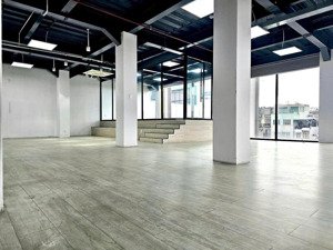 cho thuê văn phòng 330m view kính 3 mặt mt ung văn khiêm, bình thạnh giá ưu đãi