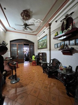 mặt tiền kinh doanh đa ngành nghề - ngang đẹp 5m - vuông a4
