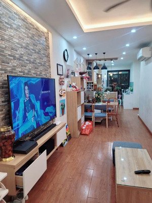 bán gấp chung cư new horizon 87 lĩnh nam, giá 5,19 tỷ, 78m2, 2pn, 2vs, tặng nội thất đẹp, view đẹp