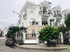 cho thuê biệt thự góc 2 mặt tiền - cityland garden hills, gò vấp. giá 60tr/tháng.