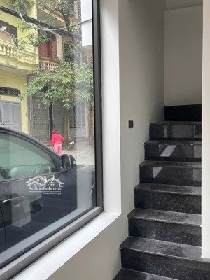 cho thuê mặt bằng kinh doanh _ lô góc _ 2 mặt ngõ