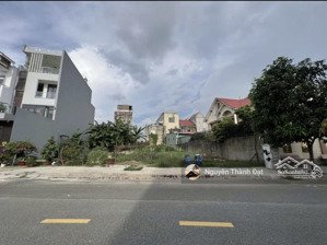 bán gấp mảnh đất 300m2 full thổ cư giá 660 triệu đối diện kcn mỹ phước 3 , bến cát , bình dương shr