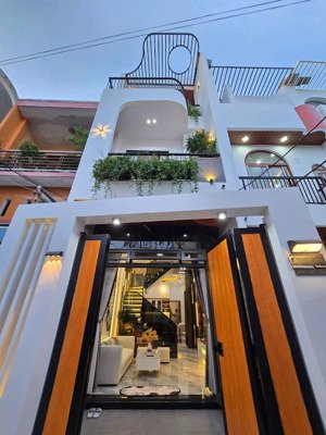 nhà đẹp hẻm xe hơi phan đình phùng, phú nhuận-an ninh, yên tĩnh-giá tốt nhất khu vực