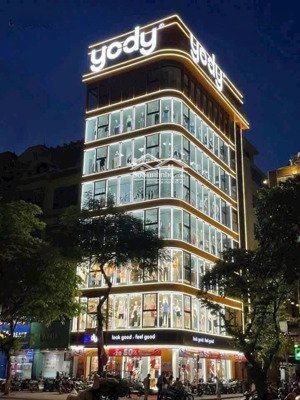 bán gấp nhà mặt phố trần thái tông, dt 200m2, 10 tầng, mt 10m, sổ vuông vắn cho thuê ổn định