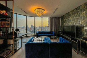cần bán 5pn 210m2 giá chỉ 50tỷ bao sổ, view sông pháo hoa, view lm81 chính chủ 