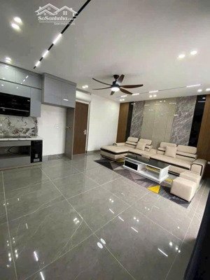 bán nhà hoàng như tiếp, 45m_mt5.8m, thang máy,phun nội thất,gần viện tâm anh,chỉ 11 tỷ