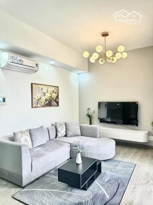 gần tàu lửa phạm văn đồng căn hộ 60m2 - 1 tỷ 9 + nhà mới 100% - bancol view landmark 81