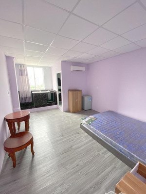 phòng rộng 20m2 quận 7 - nguyễn thị thập - wifi miễn phí