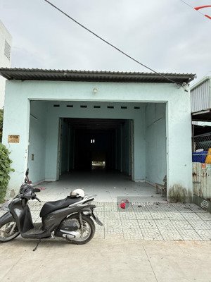 cần cho thuê nhà xưởng 320m2 47/35 bình thành,bhhb,bình tân. 16.5tr/1th 1trệt lững 2mặt tiền