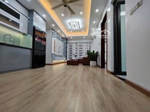 bán chung cư dương nội, ngay trường phenika 3 ngủ hơn 4 tỷ. cần tiền bán gấp giá hời