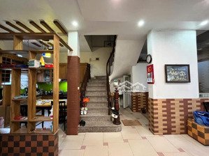 bán nhà riêng cầu giấy, kinh doanh, ô tô đỗ cửa. lh: 