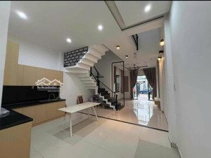 nhà đẹp 3 tầng, full nội thất mặt tiền đường lý nhân tông