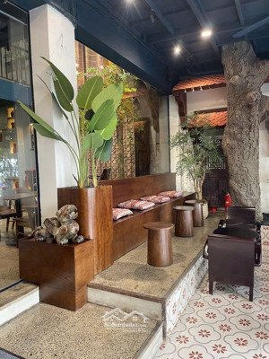 cho thuê nhà mặt phố nguyễn đình thi diện tích rộng 700m2 mặt tiền khủng 15m