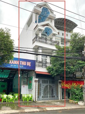 hot hot hot. bán nhà mặt tiền đường trần quang cơ, 1 trệt 3 lầu 1 st. diện tích 68,2m2. giá 10,8tỷ.