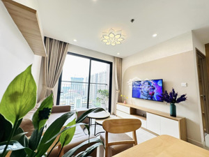 bán gấp căn hộ 66m2 đủ nội thất ở chung cư quân đội -thạch bàn 3.4 tỷ