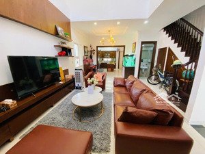siêu phẩm căn góc liền kề 128m2 splendora, cạnh bể bơi bốn mùa giá chỉ 230 triệu/m2. 
