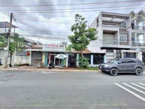 nhà phố mặt tiền gần chợ lái thiêu thuận an (tphcm)