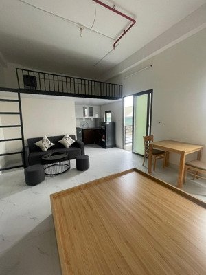 cho thuê phòng khép kín phố nguyễn văn cừ - gia thuỵ - ô tô qua nhà - có gác xép - đầy đủ nội thất