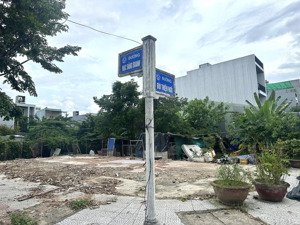 bán góc 2mt bùi thiện ngộ - mạc đăng doanh !!! vị trí sát sông cực đẹp. dt 183m2 - giá 11,5 tỷ