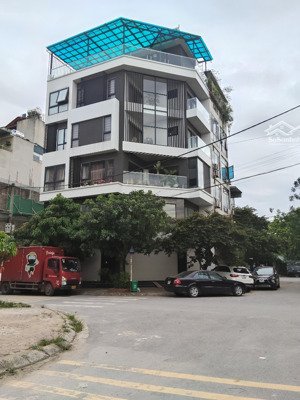 bán nhà mp lê văn hiến. 125 m2, 6 t nổi, 1 t hầm, ô tô tránh, kinh doanh, thang máy, giá 29.8 tỷ