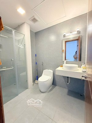 cần bán gấp căn hộ victoria văn phú 3 pn giá đầu tư
