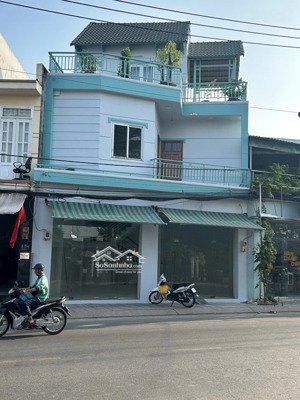 cần bán gấp nhà mặt tiền trần thị năm , quận 12, 8m-10m đúc tấm , sổ hồng riêng giá 5 tỷ