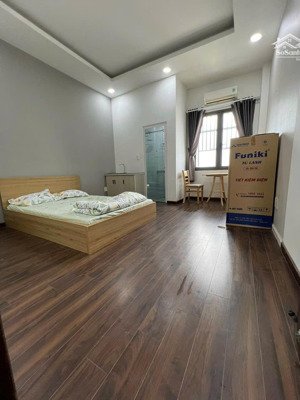 căn hộ thang máy full nội thất 25m5 giá chỉ 5tr ngay trung tâm bình thạnh tiện di chuyển các quận