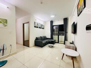 cho thuê 63m2/2pn 2wc 7,5tr/tháng,2máy lạnh, giường, tủ đồ, tủ lạnh, bàn ăn, may giặt, sofa, tivi..