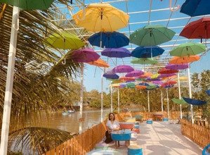 bán homestay mặt tiền sông trường tiền ( cách chợ mỹ khánh 300m)