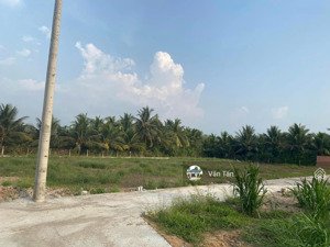 140m2 đất thổ tại tp bến tre, phường phú khương chỉ 470tr, cách đl đông tây 200m. shr, full thổ