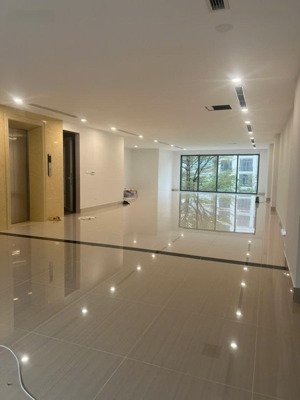 bán nhà mặt phố khuất duy tiến 95m2 9 tầng thang máy mặt tiền 20m cho thuê 200 triệu/tháng