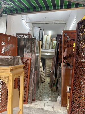 Bán nhà mặt phố Đê La Thành, Ba Đình, tiện kinh doanh 4 tầng 32m2 giá 12.5 tỷ