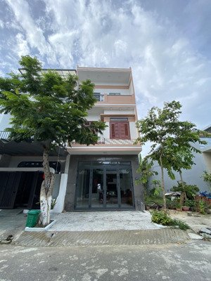 nhà 3 tầng đường 5.5m khu vực sát biển nguyễn tất thành, liên chiểu giá 5.15 tỷ